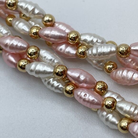 Cute Dainty White Pink Rice Pearl Beaded Gold Tone Spring Clasp Bracelet Boho - Picture 3 of 6